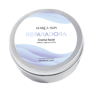 Crema facial reparadora de noche con fondo transparente